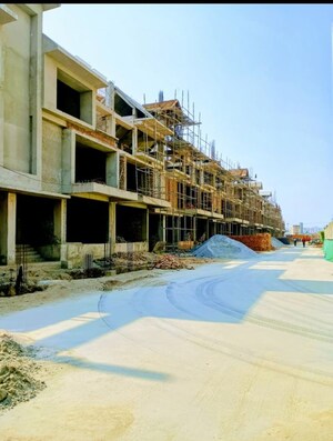 5 BHK Villa For Sale in Assotech Blith, Sector 99