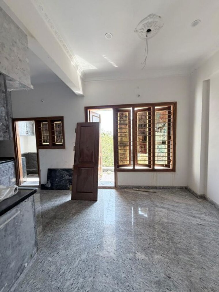 Living Room, ganesh-krupa-sadhashiv-nagar 3 Bedroom 1600 Sq.Ft. Apartment In Sadashiva Nagar Bangalore 9986153