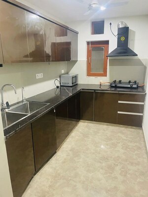 Kitchen in 3 BHK Builder Floor at Smart World Orchard, Sector 61 – for Rent