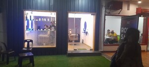 Living Room in  Shop at Alaknanda – for Sale