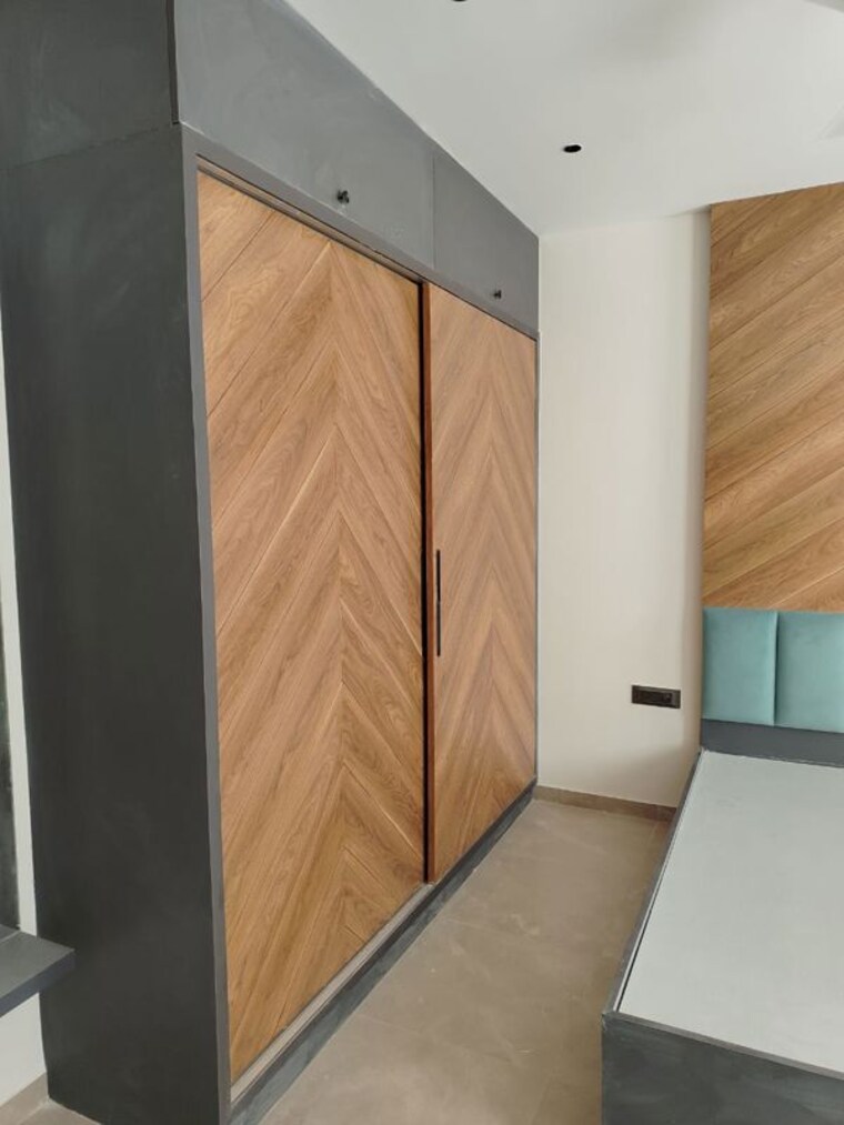 Bathroom, sindhi-colony-ulsoor 3 Bedroom 2050 Sq.Ft. Apartment In Halasuru Bangalore 9674215