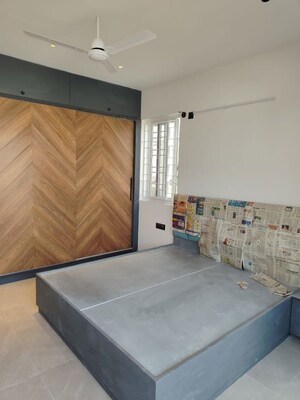 Bedroom in 3 BHK Apartment at Sindhi Colony Ulsoor, Halasuru – for Rent