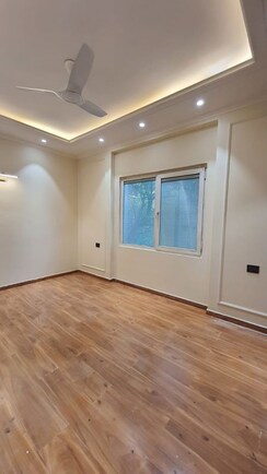 2 BHK + Servant Room Builder Floor For Rent in Green Park