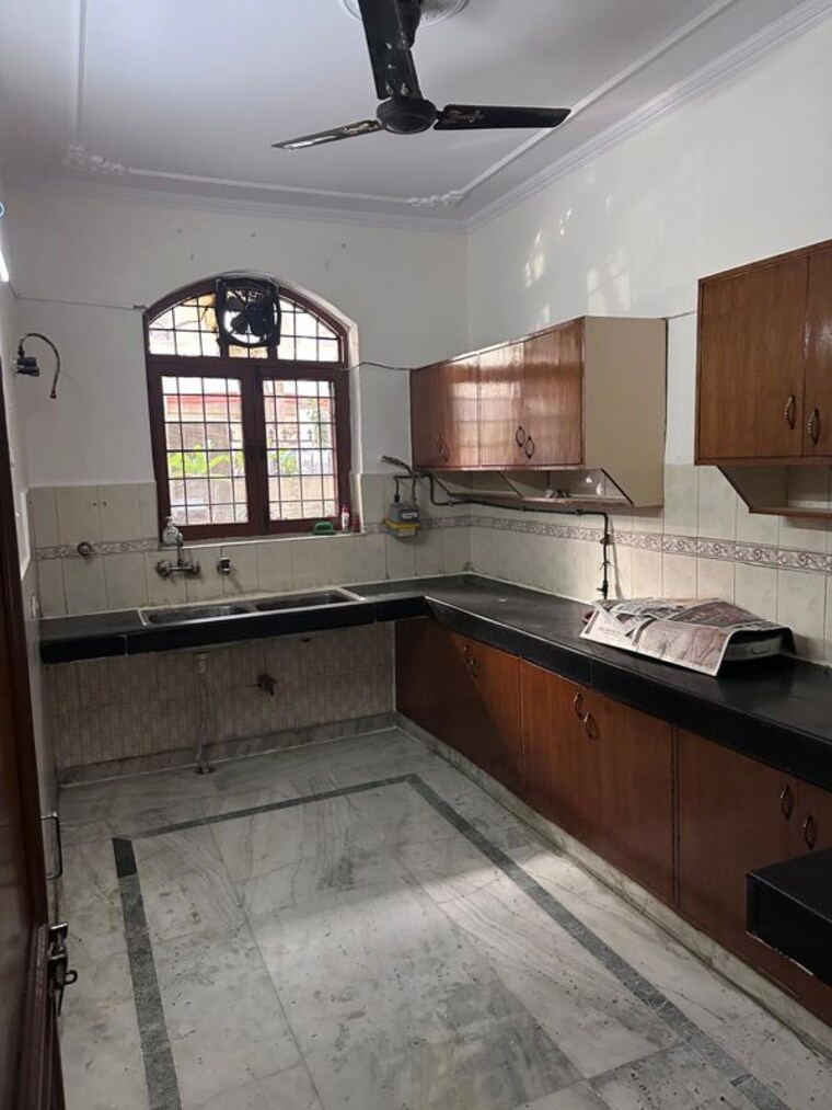 Kitchen, sector 49 3 Bedroom 1500 Sq.Ft. Builder Floor In Sector 49 Noida 10227737