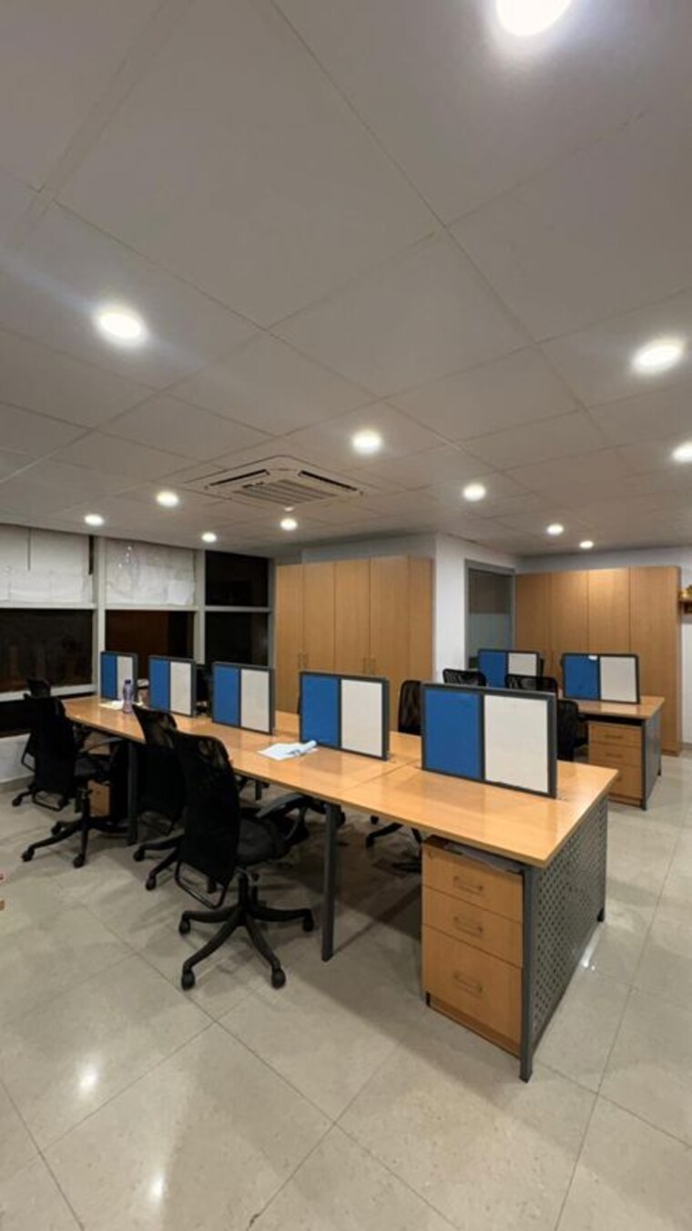 Team Area, bhavya-corporate-towers Commercial Office Space 2300 Sq.Ft. In Vibhuti Khand Lucknow 10227754
