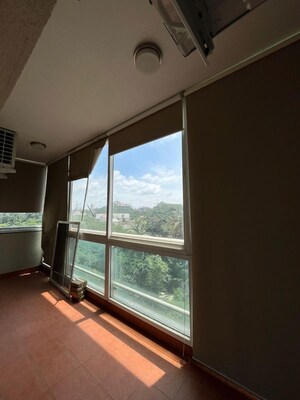 Room in 5 BHK Apartment at G Corp Sky Gardens, Richmond Town – for Sale