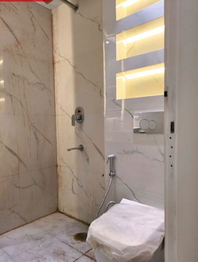 Bathroom, sas-tower 1 RK 180 Sq.Ft. Builder Floor In Sector 38 Gurgaon 10227764
