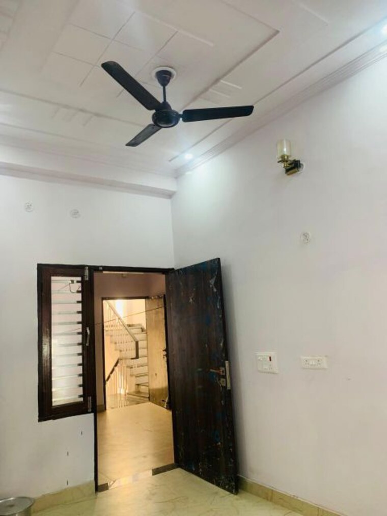 undefined, purvanchal-royal-city 3.5 Bedroom 1925 Sq.Ft. Apartment In Chi V Greater Noida Greater Noida 10227776