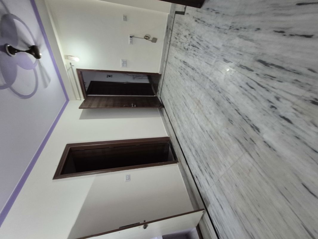 1 RkBuilder Floor For Rent in Mayur Vihar