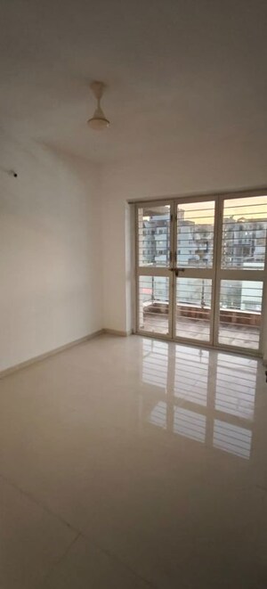 Bedroom in 2 BHK Apartment at Voski Emerald, Kharadi – for Rent