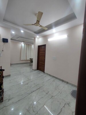 Room in  Pg at West Patel Nagar – for Rent