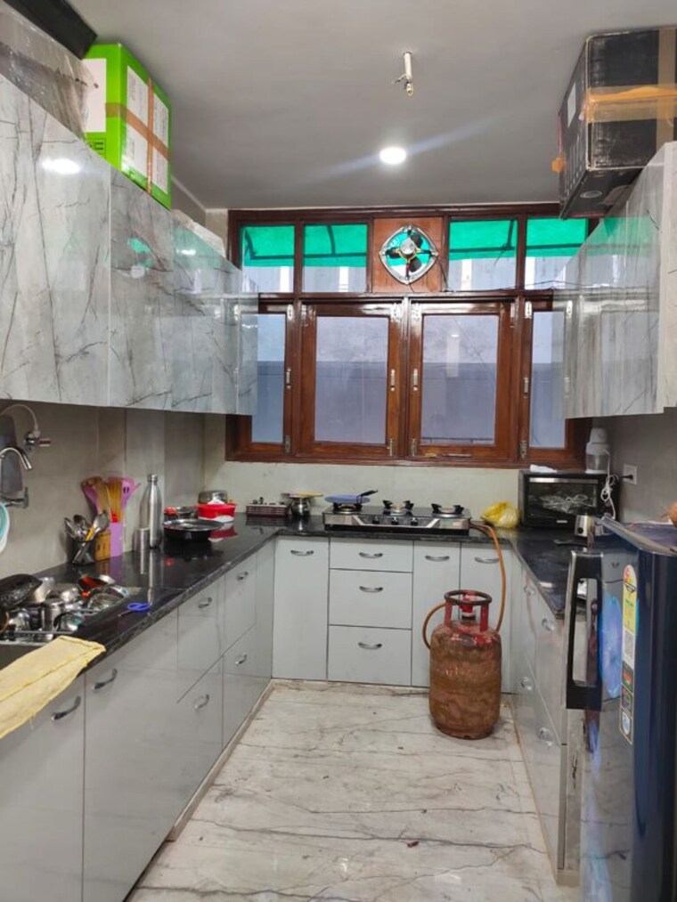 Kitchen, west patel nagar Pg For Girls In West Patel Nagar 10227793