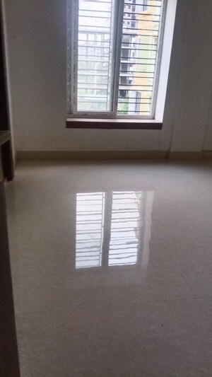 Room in 3 BHK Apartment at Mahadeo Om Skylark, Bt Road – for Sale