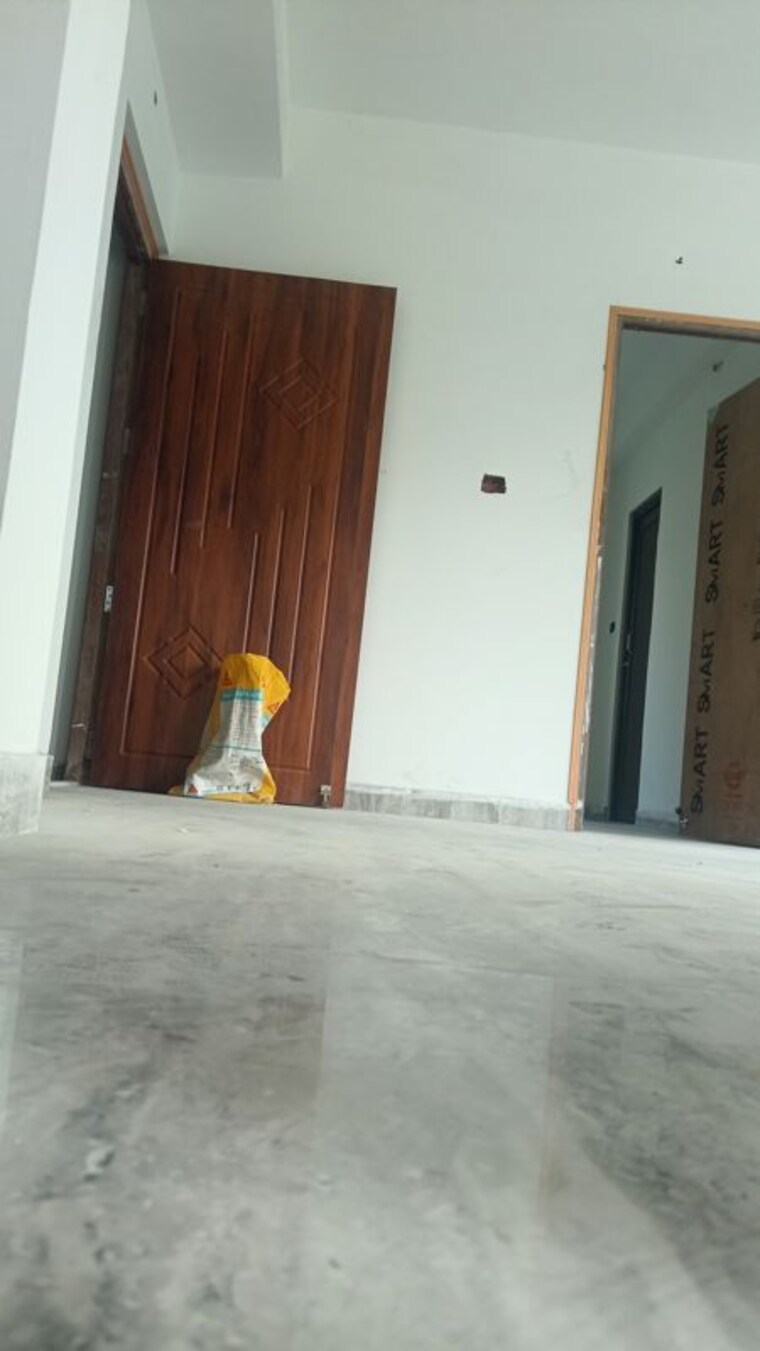 Room, mak-amar-bari 3 Bedroom 901 Sq.Ft. Apartment In Pailan Kolkata 10227796