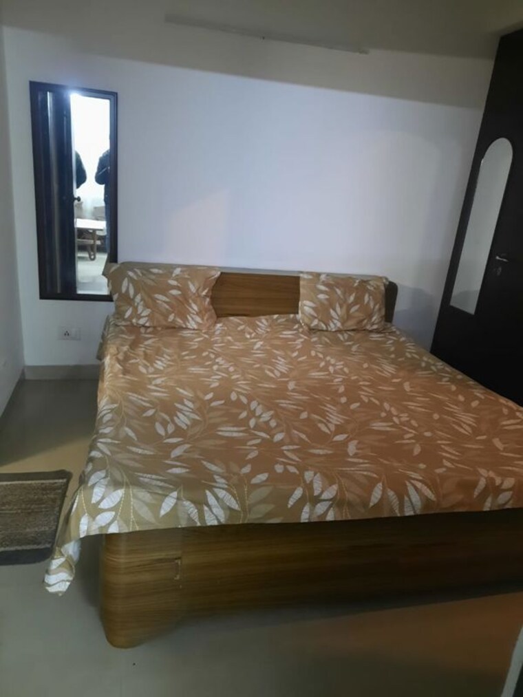 Bedroom, aditya-celebrity-homes 1 Bedroom 550 Sq.Ft. Apartment In Sector 76 Noida 10227802