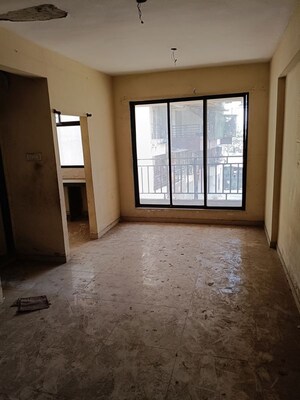 Room in 2 BHK Apartment at Dombivli West – for Sale