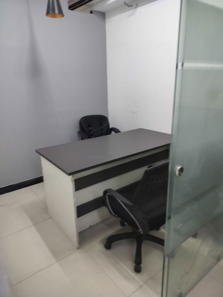Team Area, sector 2 Commercial Office Space 600 Sq.Ft. In Sector 2 Noida 10227815