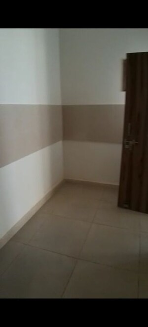 Room in 2.5 BHK Apartment at Arttech Maulshree Heights, Sector 84 – for Sale