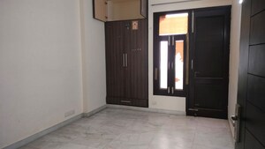 Room in 2 BHK Builder Floor at Kanhai – for Rent
