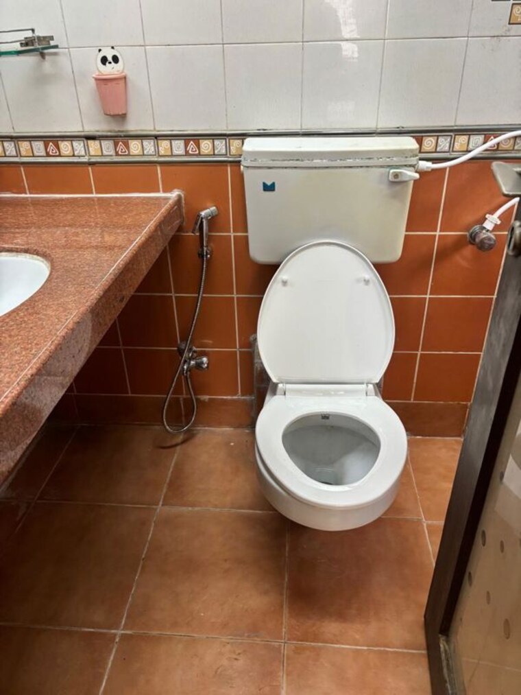 Bathroom, baner 3 Bedroom 1680 Sq.Ft. Apartment In Baner Pune 10227831