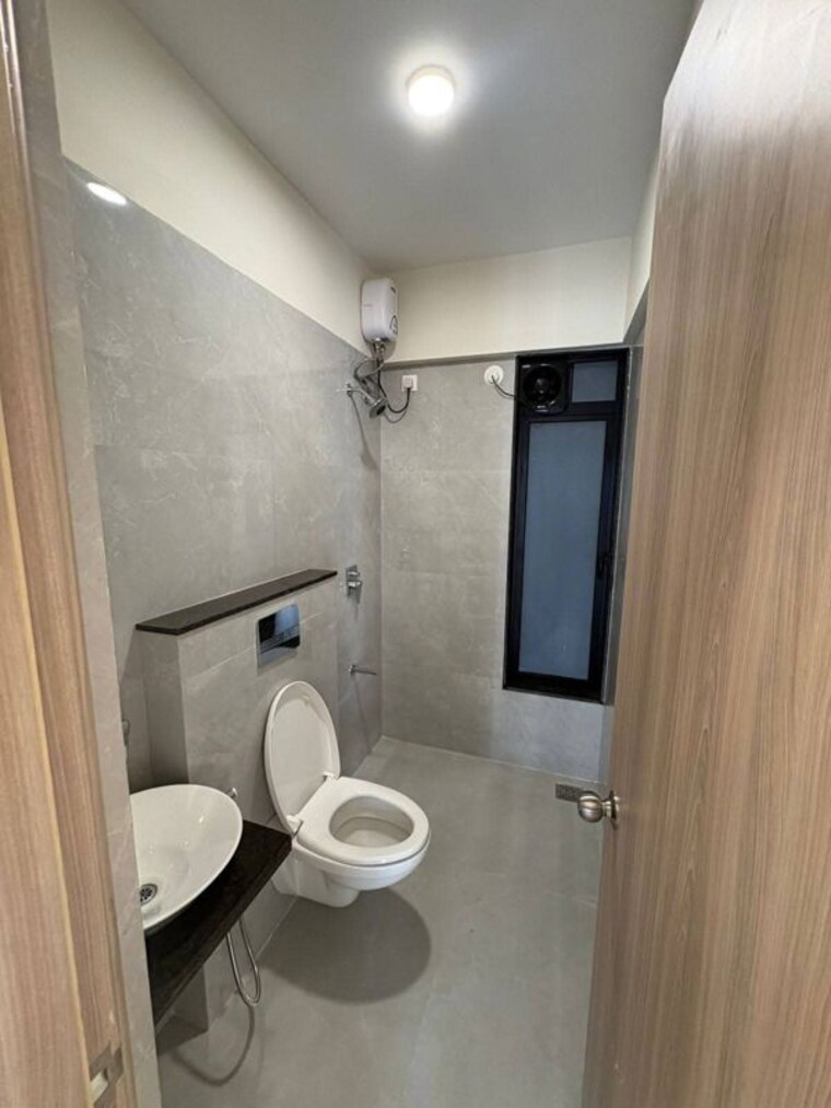 Bathroom, platinum-prive 2 Bedroom 600 Sq.Ft. Apartment In Andheri West Mumbai 10227847