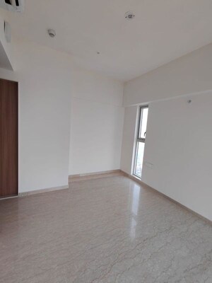 Room in 2 BHK Apartment at Lodha The Park, Worli – for Rent