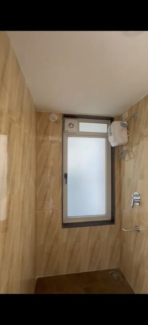 Room in 2 BHK Apartment at Lodha Amara Tower 24 And 25, Kolshet Road – for Sale