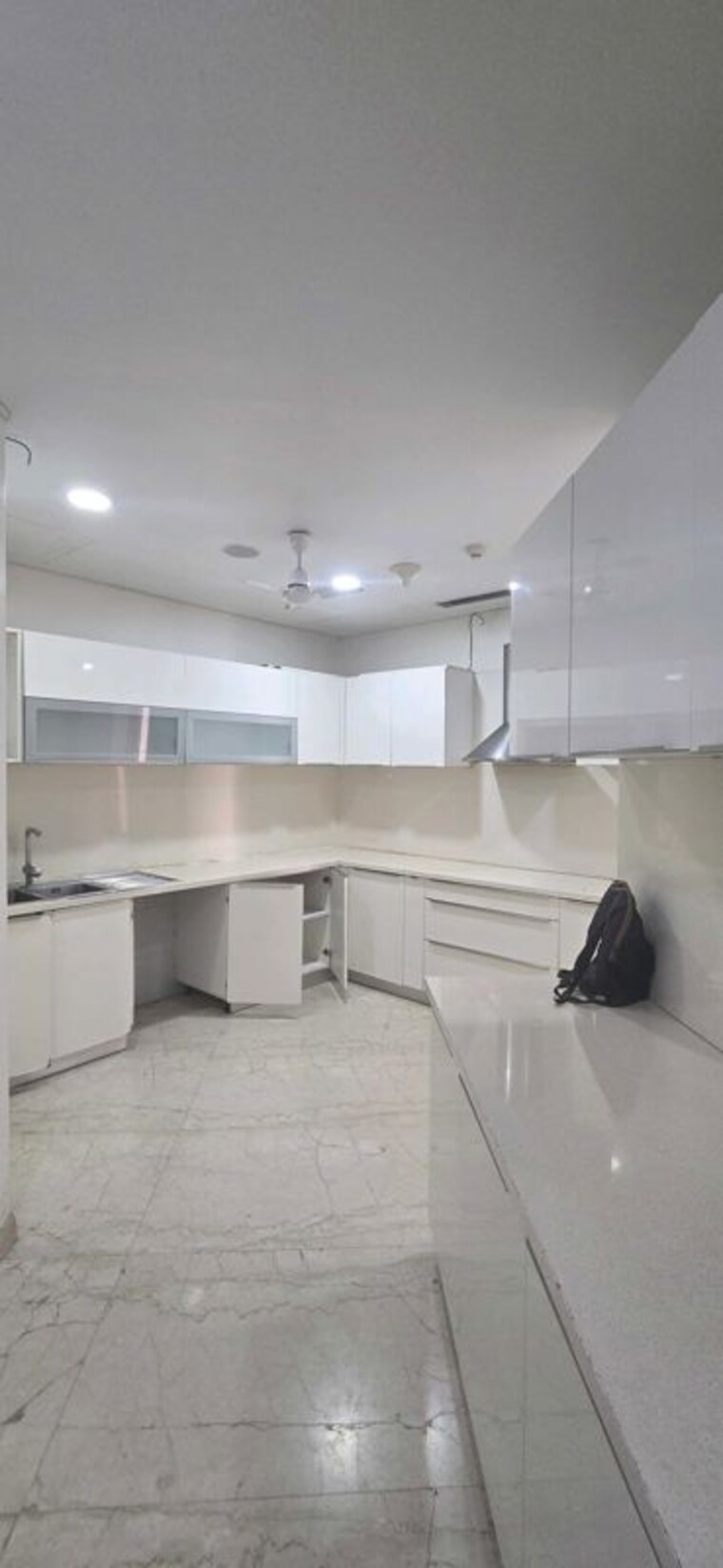Kitchen, omkar-1973 4 Bedroom 2700 Sq.Ft. Apartment In Worli Mumbai 10227903
