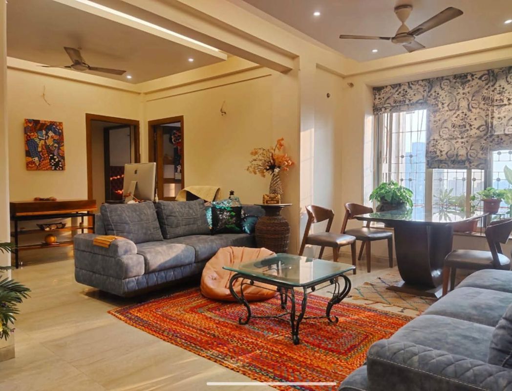 2 BHK Apartment For Rent in Khar West