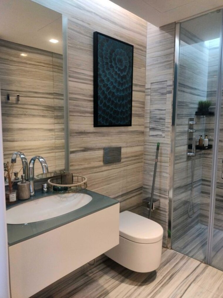 Bathroom, lodha-world-view 4 Bedroom 1911 Sq.Ft. Apartment In Worli Mumbai 10227905