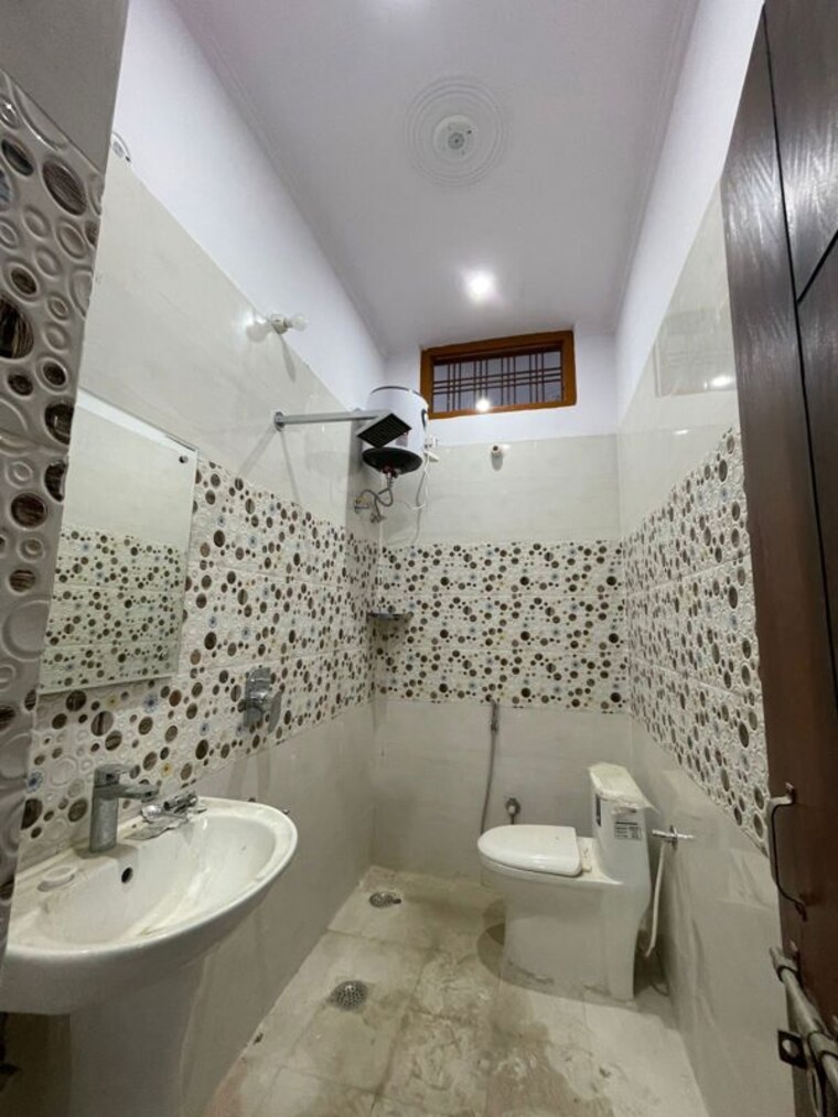 Bathroom, nizampur Pg For Girls In Nizampur 10222830