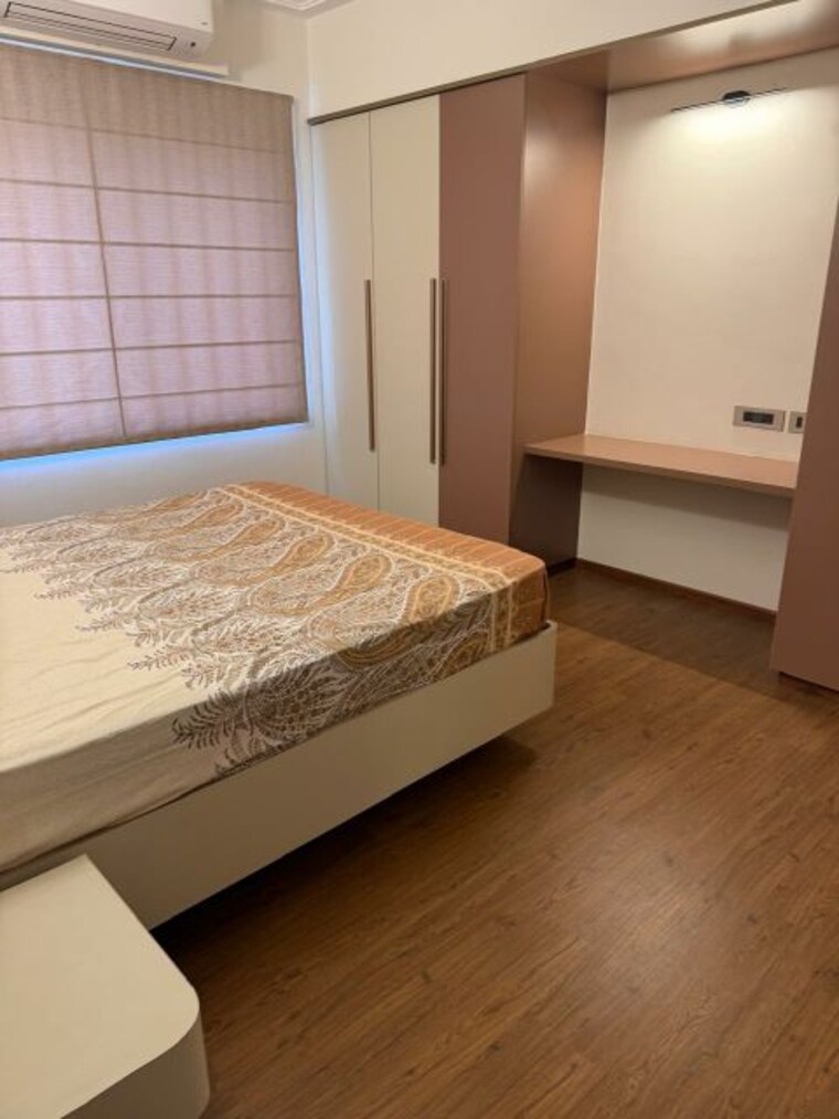 Bedroom, vaishnavi-premiere 3 Bedroom 2881 Sq.Ft. Apartment In St Johns Road Bangalore 10227913