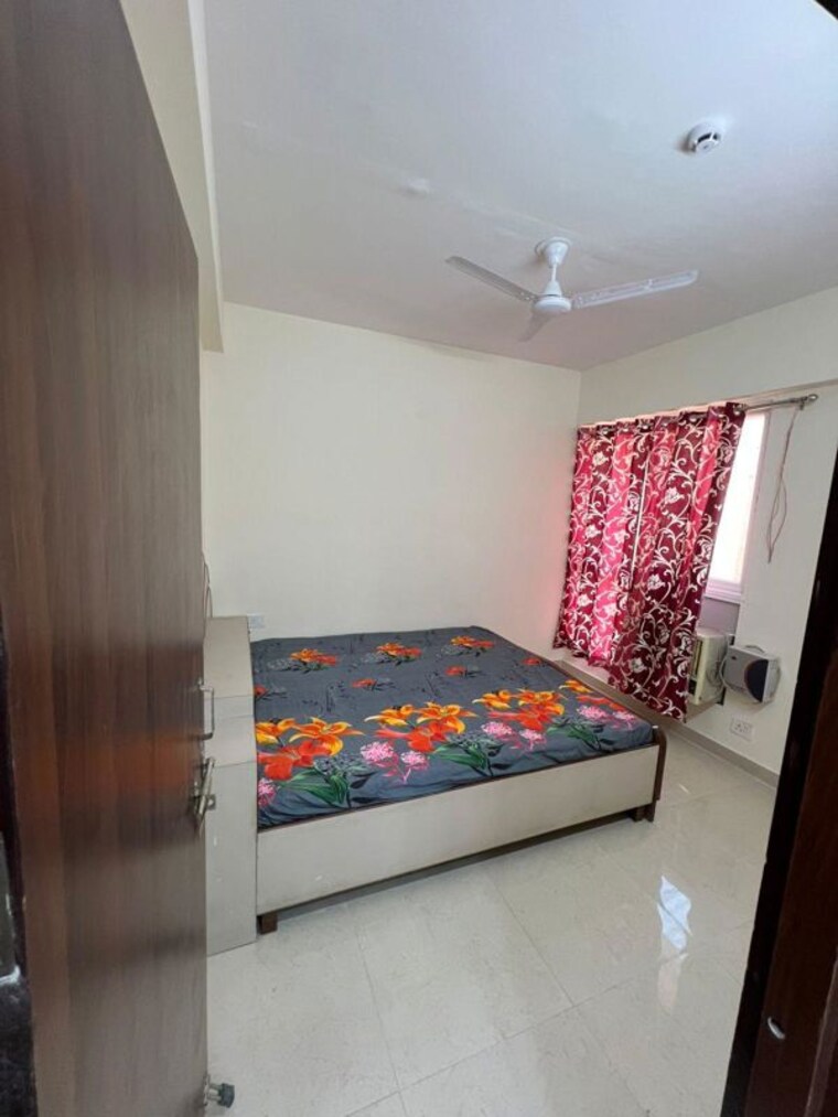 Bedroom, signature-global-city-63a 2 Bedroom 850 Sq.Ft. Apartment In Sector 63a Gurgaon 10227927