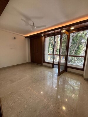 Room in 4 BHK Builder Floor at Vasant Vihar – for Sale