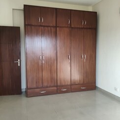 3.5 BHK + Servant Room Apartment For Rent in Ardee City Palm Grove Heights