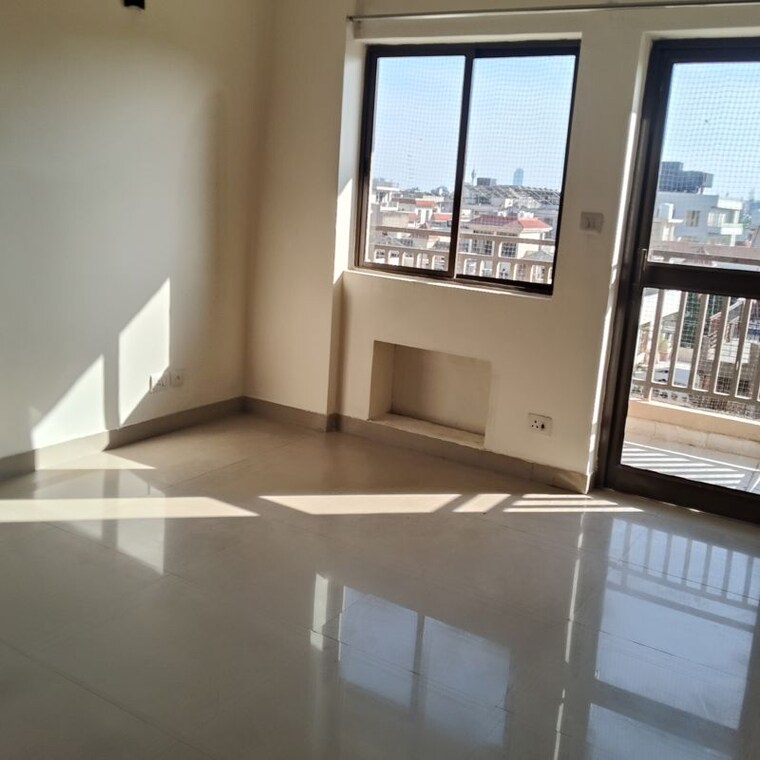 Balcony, ardee-city-palm-grove-heights 3.5 Bedroom 1850 Sq.Ft. Apartment In Sector 52 Gurgaon 10227960