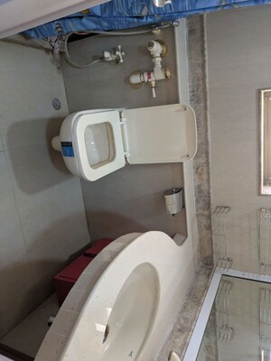 Bathroom in 2.5 BHK Apartment at Raheja Solitaire, Goregaon West – for Rent