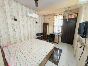 Master Bedroom in 3 BHK Apartment at Indowestern Shyam Exclusive, Shri Kishanpura – for Rent