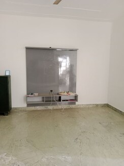 3 BHK + Pooja Room Builder Floor For Rent in Sector 18