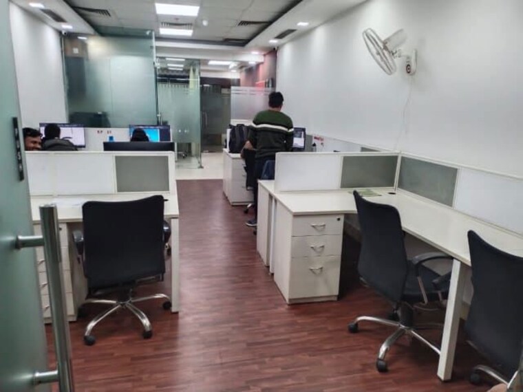 Team Area, asf-center Commercial Office Space 2600 Sq.Ft. In Udyog Vihar Phase 4 Gurgaon 10227968