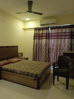 3 BHK + Pooja Room,Servant Room,Study Room,Extra Room Apartment For Rent in New China Mills CHS