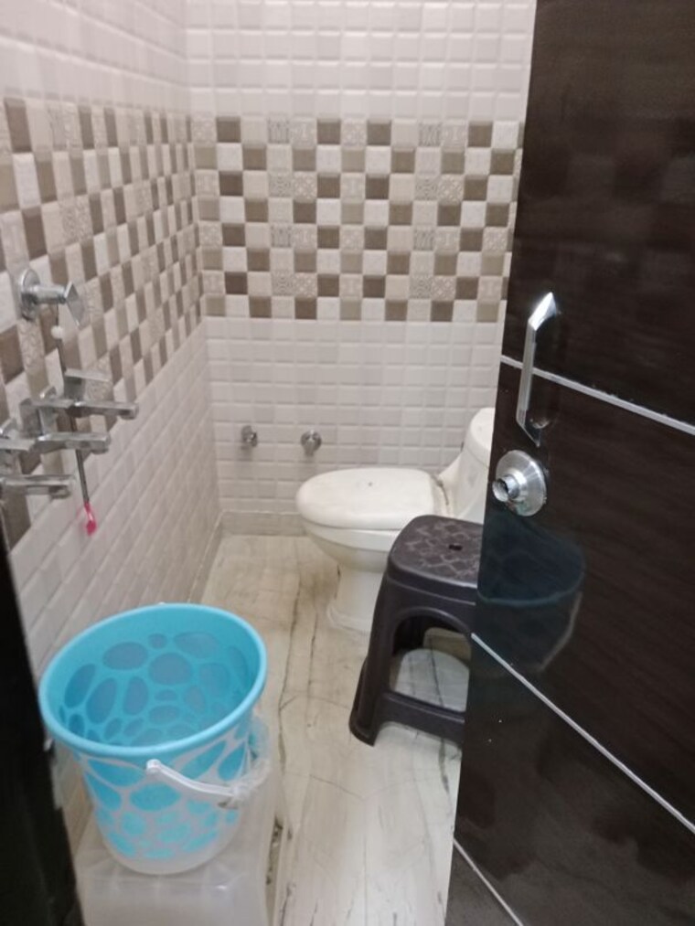 Attached Bathroom, sector 13 2 Bedroom 1382 Sq.Ft. Builder Floor In Sector 13 Panipat 10227976