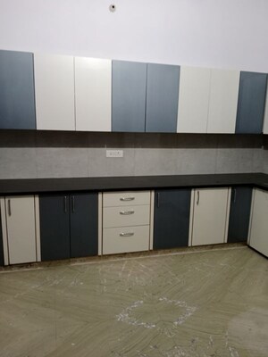 Kitchen in 2 BHK Builder Floor at Sector 18 – for Rent