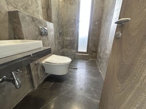 Bathroom in 2 BHK Apartment at Prestige Jasdan Classic, Mahalaxmi – for Rent