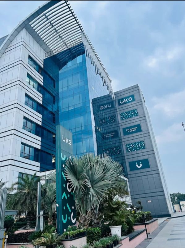 Office Space For Rent in Okaya Center
