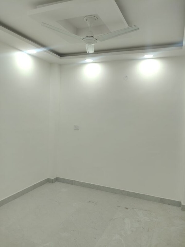 Room, govindpuri 2 Bedroom 556 Sq.Ft. Builder Floor In Govindpuri Delhi 10228017