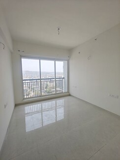 2 BHK + Basement Apartment For Sale in L And T Seawoods Residences