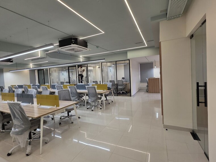 Team Area, vasavi-sky-city Commercial Office Space 2000 Sq.Ft. In Gachibowli Hyderabad 10228015