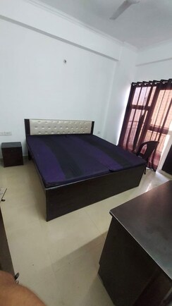 2.5 BHK + Study Room Apartment For Rent in 3C Lotus Boulevard