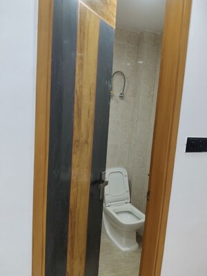 Building Lobby in 2 BHK Builder Floor at Govindpuri – for Sale